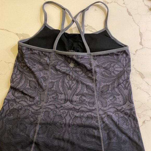 Set of 4 Athleta fitness tanks, size Medium - Picture 2 of 9